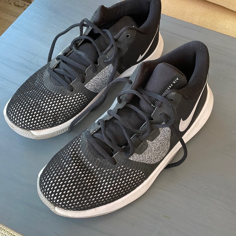 Nike Air Precision II sneakers